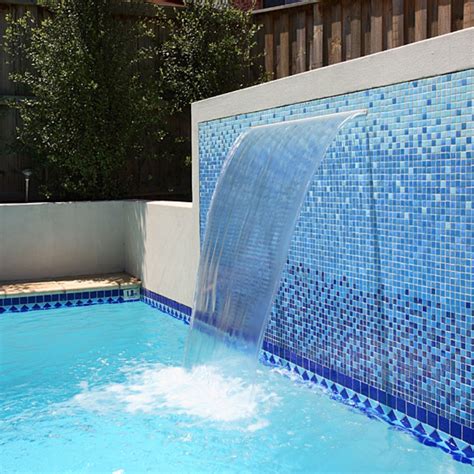 Pool magic: the key to an effortless transition from summer to fall